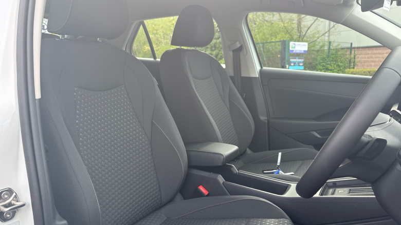 Volkswagen T-Roc 1.5 eTSI Life 5dr DSG Petrol Hatchback